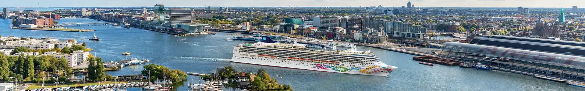NORWEGIAN PEARL                                                                                     